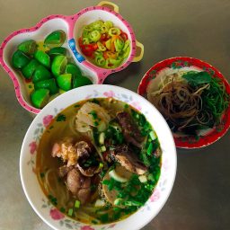 Bun Bo Hue 31 サマセットチャンセラの近くにある人気のブンボーフエ さくっと食べたい時に ベトナムリアルガイド