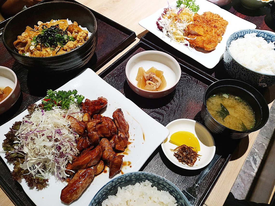つきよみ食堂 三重県名物 四日市トンテキも 日本食レストランがホーチミン日本人街にオープン ベトナムリアルガイド