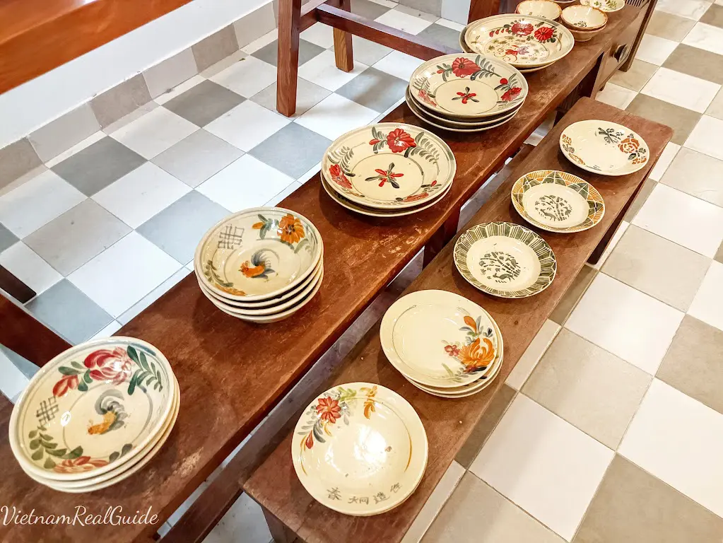 (VNEM1-14-2) ベトナム ソンベ焼き 深皿 ピンク ナンセラミック VNEM14-2) ベトナム ソンベ焼き 深皿 陶器 ピンク ナンセラミック