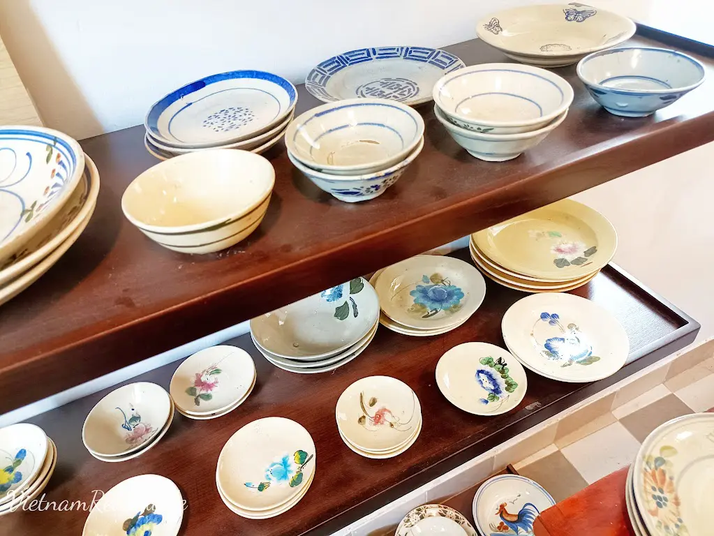 ベトナム伝統陶器ソンベ焼き「Nang ceramic」