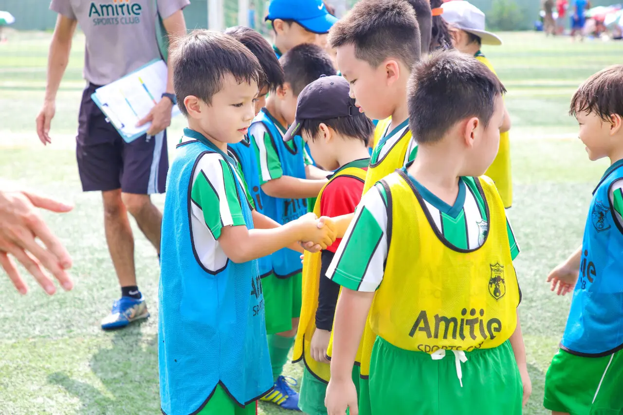 アミティエ☆サッカー スクールウェア