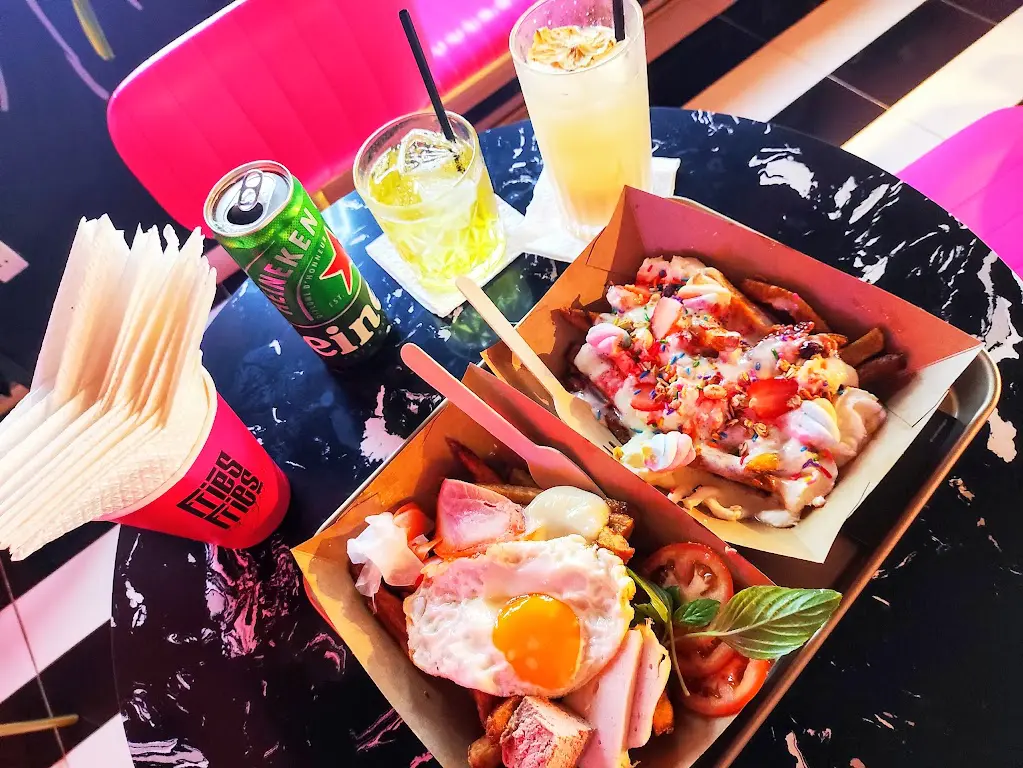 fries fries saigon8