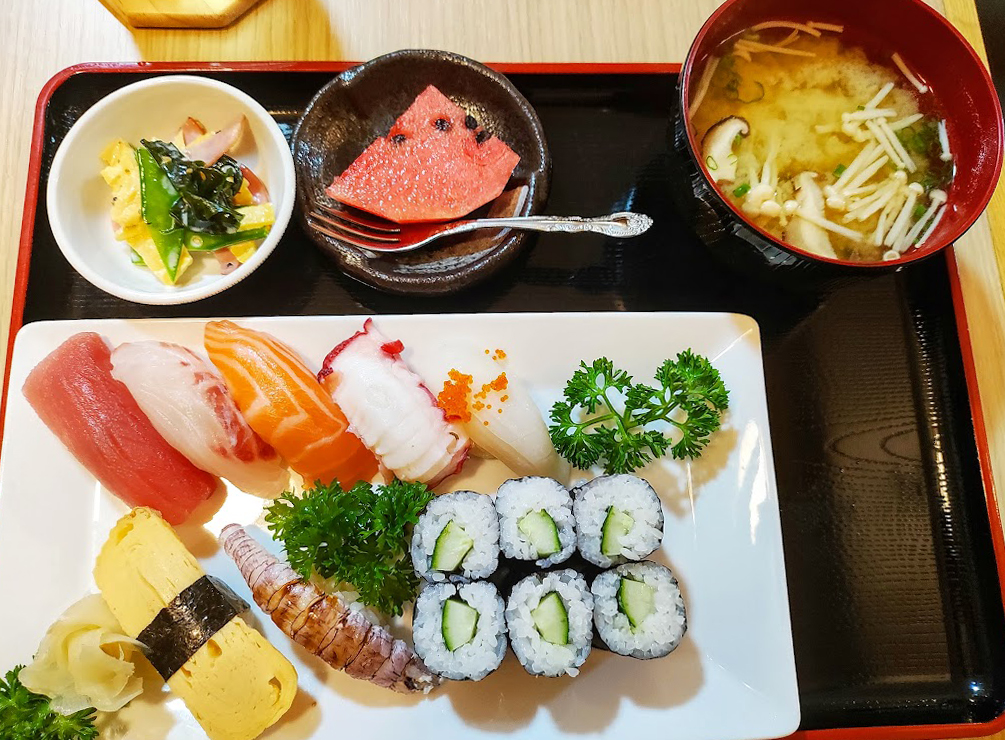 Sushi binh lunch１