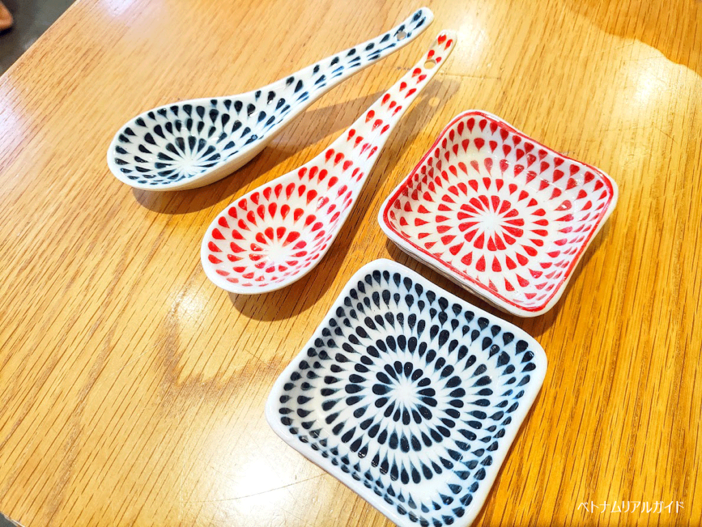 ホーチミン】ベンタイン市場でベトナム伝統陶器「バッチャン焼き」を