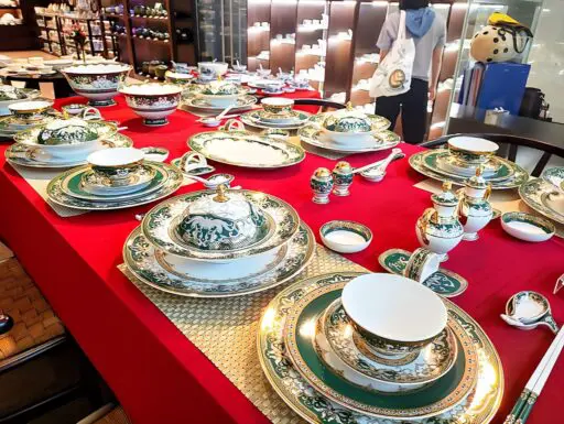 新生活＆お土産に！ベトナム老舗陶器ブランド「ミンロンタワー