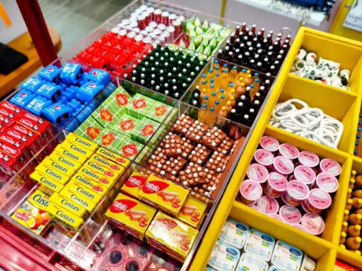 ホーチミン】ベトナムミニチュア詰め合わせチャームづくり in Vesta